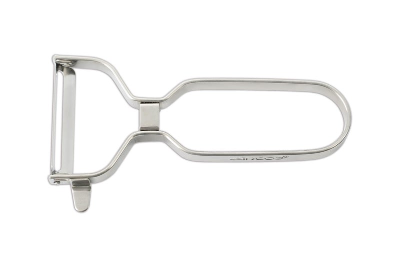 ARCOS Professional Chrome-Plated Peeler for Fruits and Vegetables. 5.5 Inch Stainless Steel Kitchen Tool for Precise Cutting. Chef's Gadget with Ergonomic Design. Silver Color - Image 2